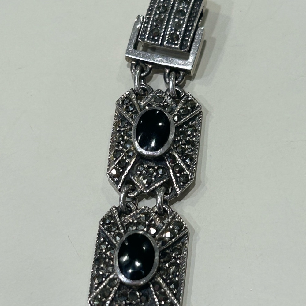 Vintage Art Deco Onyx, Marcasite and Sterling Silver Bracelet - Picture 1 of 11